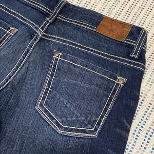 BKE Buckle Payton Straight Low Rise Dark Blue Cowgirl Western Size 26 L x 34.5”